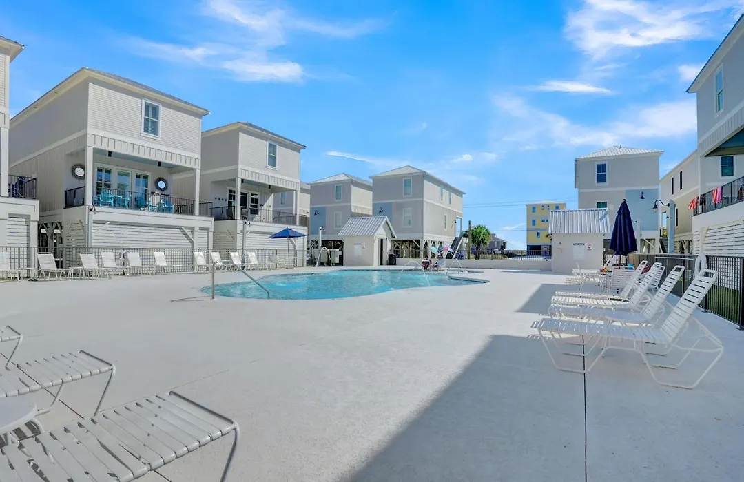 West Side Cottages Cc-1